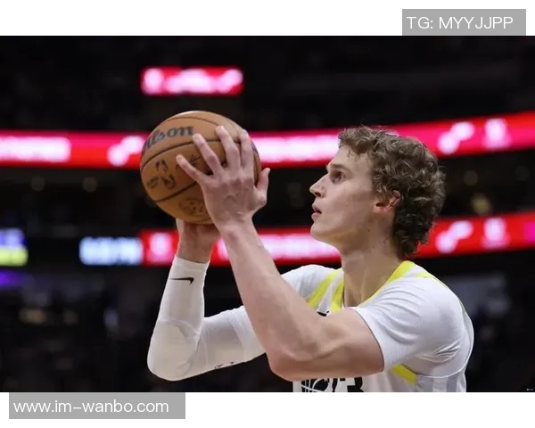 独行侠半场小负爵士弗拉格表现出色浓眉马尔卡宁各有贡献 独行侠半场小负爵士弗拉格表现出色浓眉马尔卡宁各有贡献