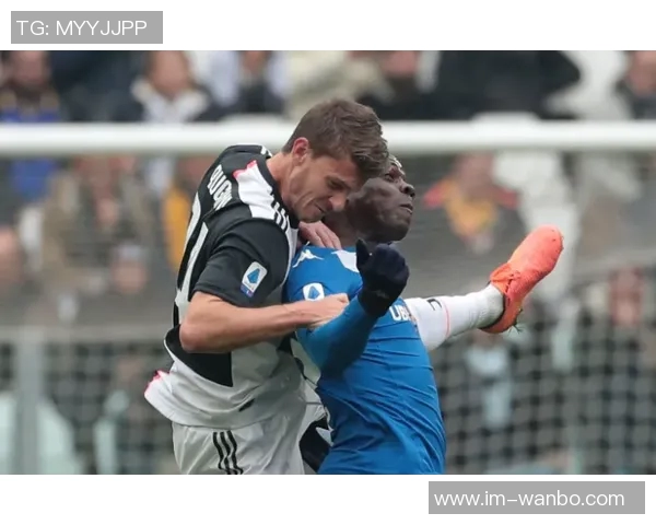 布冯盛赞斯帕莱蒂执教尤文展现强大实力有望重夺意甲冠军 布冯盛赞斯帕莱蒂执教尤文展现强大实力有望重夺意甲冠军