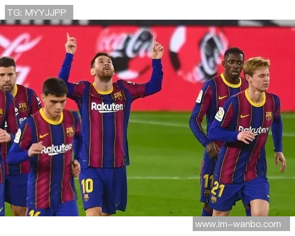 拉波尔塔谈巴萨大选时机梅西在诺坎普拍照展现可爱一面