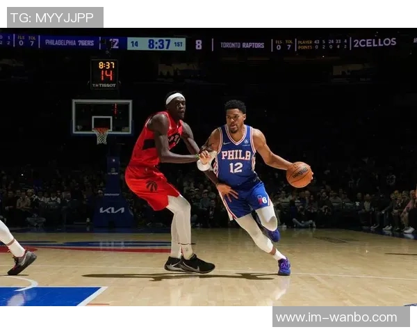 布克连得五分迅速拉开比分罚球线急停跳投与反击三分震撼篮网